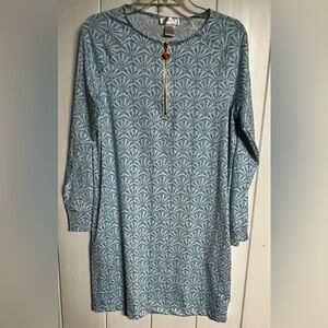 Stella Parker tunic or swim cover up.